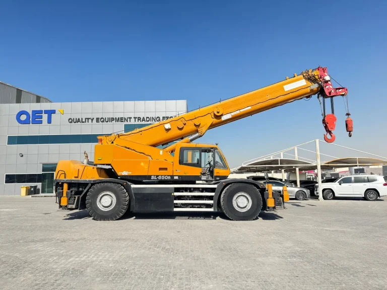 2007 - KATO KR-65H - 65 TONS ROUGH TERRAIN CRANE