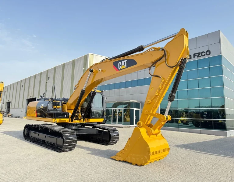 2017 - CATERPILLAR 330D2L - 30 TONS EXCAVATOR