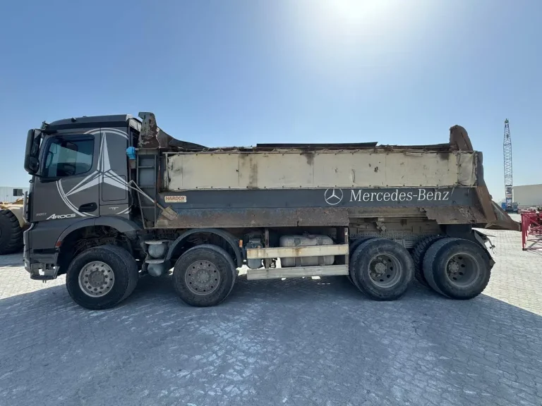2017 - USED MERCEDES AROCS 3951 - 25.5TONS TIPPER TRUCK