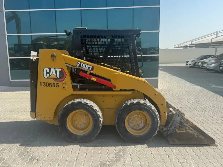 2023 - CATERPILLAR 216B3 SKID STEER LOADER