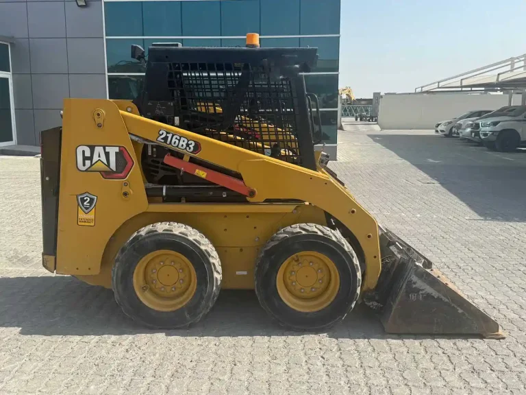 2023 - CATERPILLAR 216B3 SKID STEER LOADER