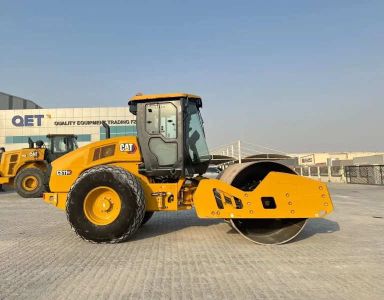 2023 - CATERPILLAR CS11GC - 11 TONS ROLLER