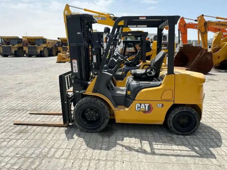 2023- CATERPILLAR DP30NT - 03TONS FORKLIFT